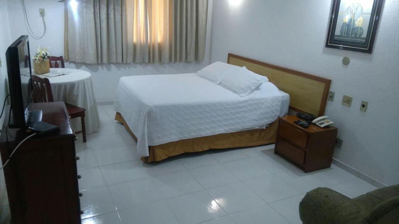 Obeid Plaza Hotel Bauru Esterno foto